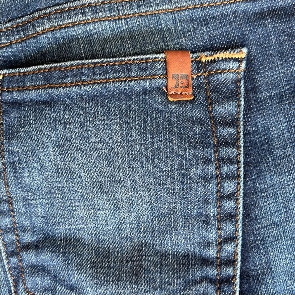Joe’s Dark Wash Blue Jeans Thea Denim Bermuda Roll Leg Shorts